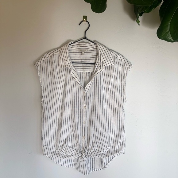 Lucky Brand Tops - Pinstripe Lucky blouse Lucky Brand Tops - Pinstripe Lucky blouse